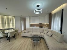 APARTAMENT ME QERA 2+1+POST PARKIMI LIQENI THATE 1.400 EURO