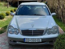 Shitet vetura Mercedes Benz