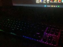 GAMING PC + MONITOR 300hz RTX 5060 i5-14400f 32G