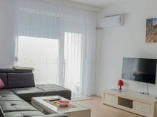 Banesë moderne me qira në lagjen e Muhaxherëve,  3+1