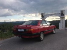 Audi 100 Shitet-nderrohet 