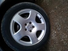 Goma dhe Fellne  225 55 17