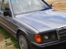 Mercedes 190