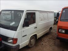 Mercedes  M B  100