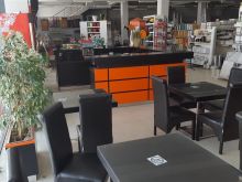 Inventar për kafiteri(Tavolina me karrike, banak)