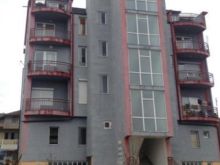 Banes 3 dhomshe me 73 m2 ne Te Geti market gjilan 