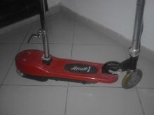 E scooter me bateri