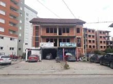 Prodajem kucu u CENTAR KLINE 18 ari placa +349834054