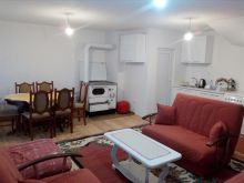 Villa me qera