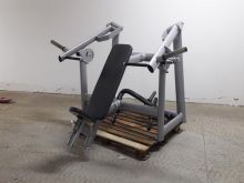 GYM 80 SYGNUM GERMANY HAMER LEXO NË KLUBIN E FITNE