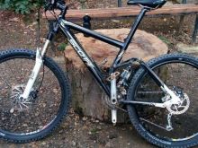 Shes bicikleten Scott Genius MC-40