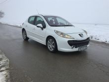 PEUGEOT  207 1.6 HDI 