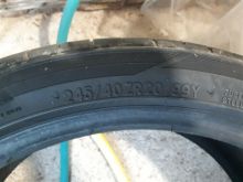 245/40 ZR 20   99Y
