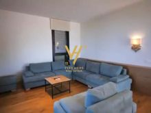SHITET TRUALL+VILE 2 KATESHE TE KODRA KUQE,PASKUQAN 1.200.000 EURO