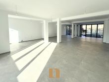 LOKAL ME QIRA NË AKTASH – 118m²