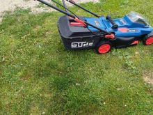 Shitet Makina Elektrike per Kositjen e Barit Gude RM 18-0