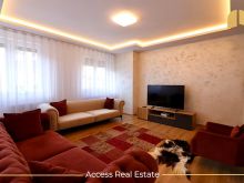 Banesë në SHITJE – 3 dhoma gjumi – Arbëri afer Mini Maxit*