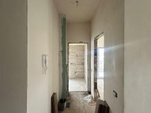 APARTAMENT NE SHITJE 1+1 PORTA TIRANA E RE