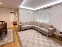 JEPET APARTAMENT ME QERA  3+1 QENDER