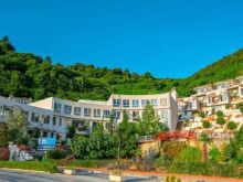 Ky duplex 1+1 ndodhet në rezidencën Kodra e Diellit Residenc