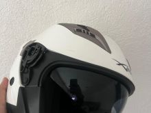Helmet per motoçikleta