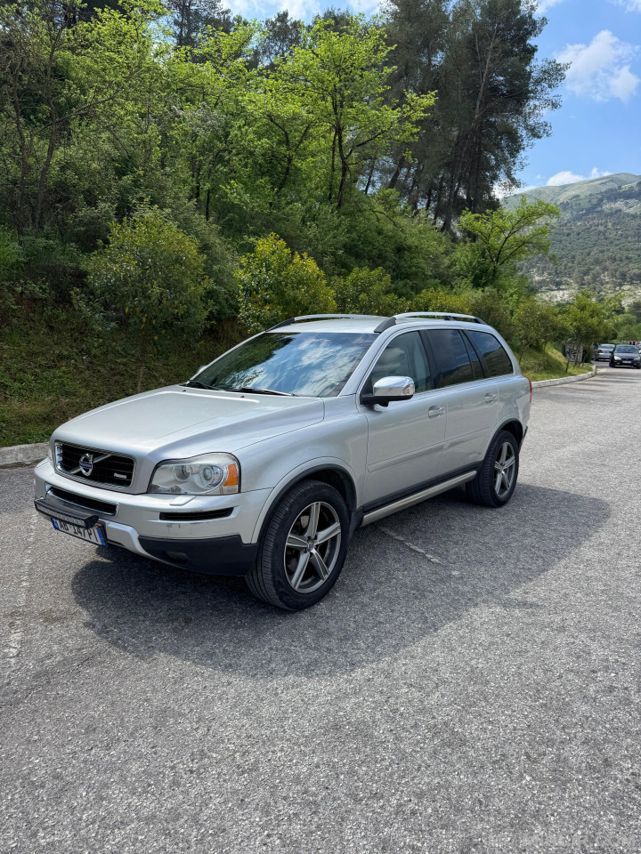 VOLVO XC90 R Design