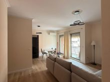 APARTAMENT ME QIRA 2+1 TE KOMPLEKSI DELIJORGJI