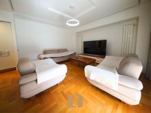 BANESË ME QIRA NË LAKRISHTË – 95m²