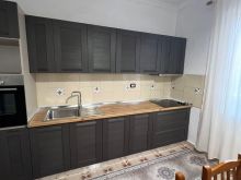 jepet apartament me qera
