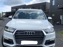 Po dhuroj falas një Audi Q7 të vitit 2017