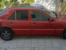 Shitet mercedes benz 200 nafte 1992