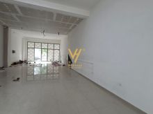 JEPET DYQAN 124 M2 ME QERA TE KOMUNA PARISIT 2.400 EURO