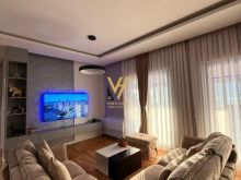 JEPET PENTHOUSE 2+1+2+BLK ME QERA NE QESARAKE, DAJT 1.000 EURO