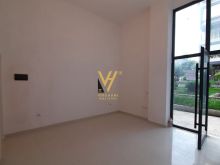 JEPET DYQAN 25 M2 ME QERA NE KINOSTUDIO 25.000 LEKE