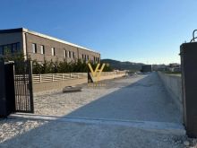 JEPET TRUALL 1.350 M2 ME QIRA NE VAQARR 900 EURO