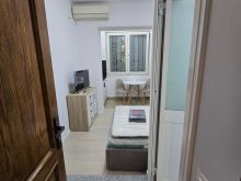 JEPET ME QERA APARTAMENT_ Garsonierë/ MYSLYM SHYRI 