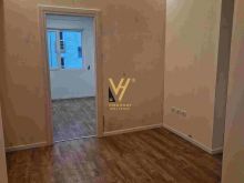 JEPET ZYRE 75 M2 ME QERA TEK E88, RR.DRITAN HOXHA 65.000 LEKE