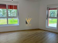 JEPET ZYRE 60 M2 ME QERA TE KADIU, ALI DEMI 500 EURO