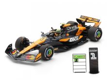 Spark McLaren MCL38 - 1st 2024 Abu Dhabi Grand Prix - #4 L. Norris 1:12 Model Car