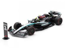 Spark Mercedes F1 W15 w. Flag - 1st 2024 British Grand Prix - #44 Lewis Hamilton 1:12 Model Car