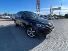 TOUAREG 3.0 2011 NR-122