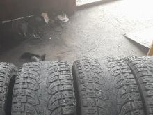 275-40-20 pirelli m+S 105 euro 4 copë.