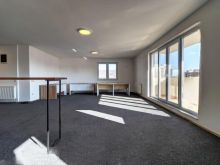 Pent\'house me qera 130m2 me 2DhGjumi ne Tophane