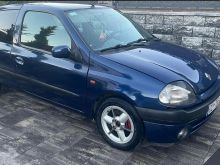 Renault Clio top i mbajtur