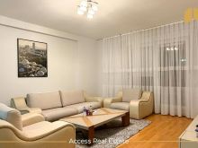 Banesë me QIRA – 2 dhoma gjumi + garazh – Arbëri