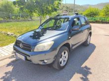Toyta RAV 4 me gaz