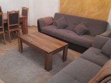 Lëshohet banesa me qera 044 57 57 34