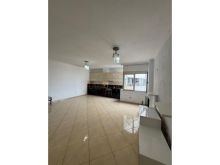 0698046024 Shitet, Apartament 2+1+2