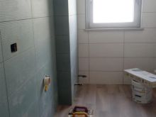 Sherbime profesionale ndertimi, shtrim pllakash, Laminat, gi