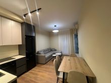 Shitet apartament 1+1,oxhaku. 0697017104